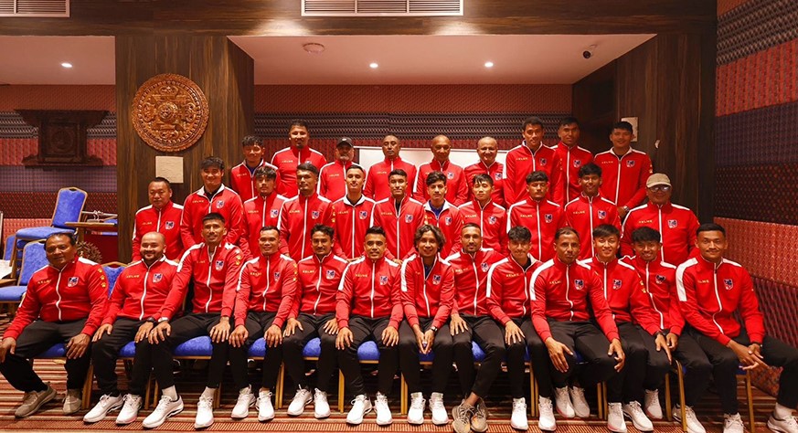 अन्तर्राष्ट्रिय मैत्रीपूर्ण फुटबल : बंगलादेशविरुद्ध खेल्दै नेपाल