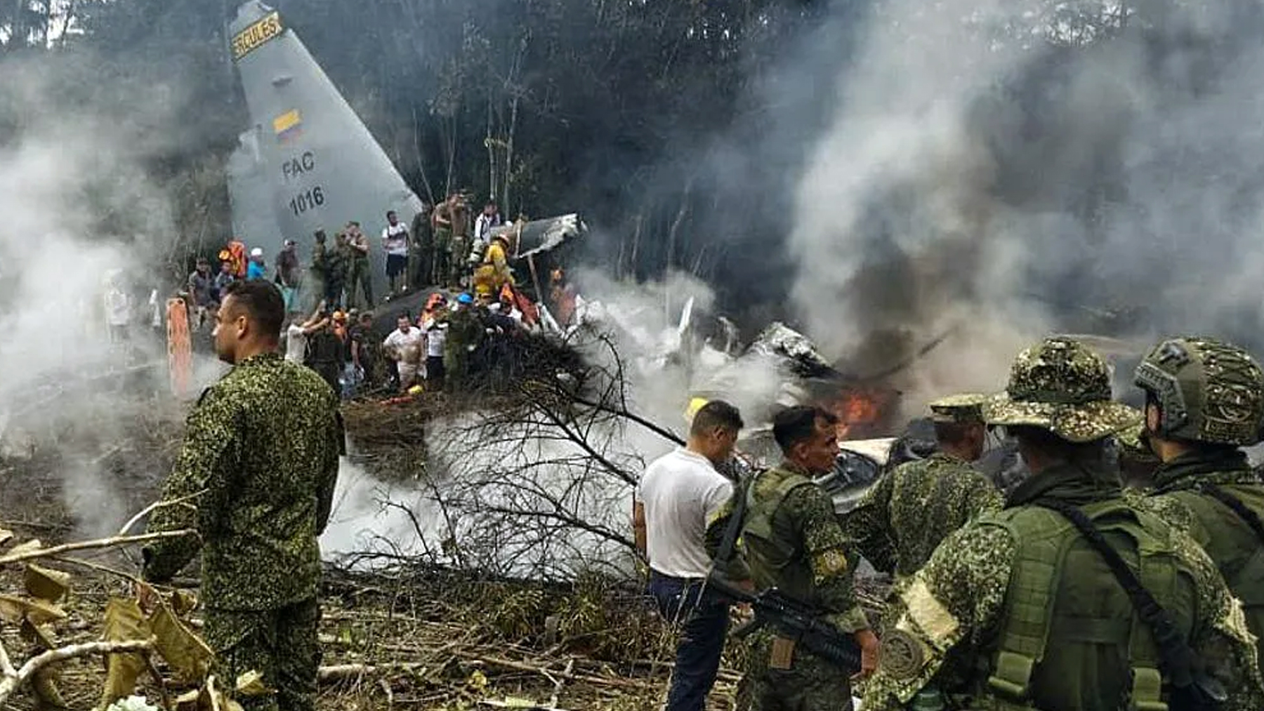 कोलम्बियामा वायुसेनाकाे विमान दुर्घटना हुँदा ६६ जनाकाे मृत्युु