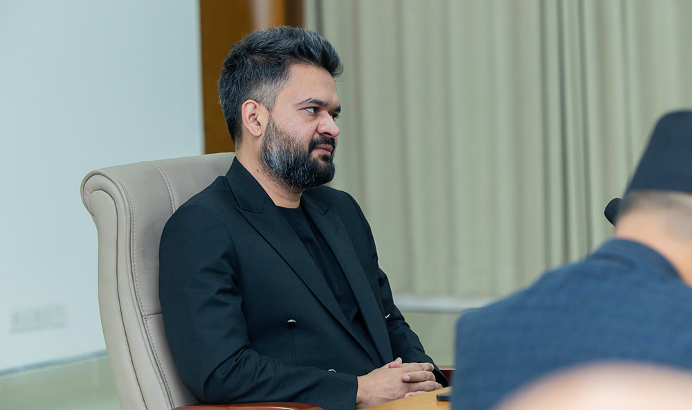 विश्वविद्यालयमा दलीय राजनीति निषेध गर्न उपकुलपतिहरूलाई प्रधानमन्त्री शाहको निर्देशन