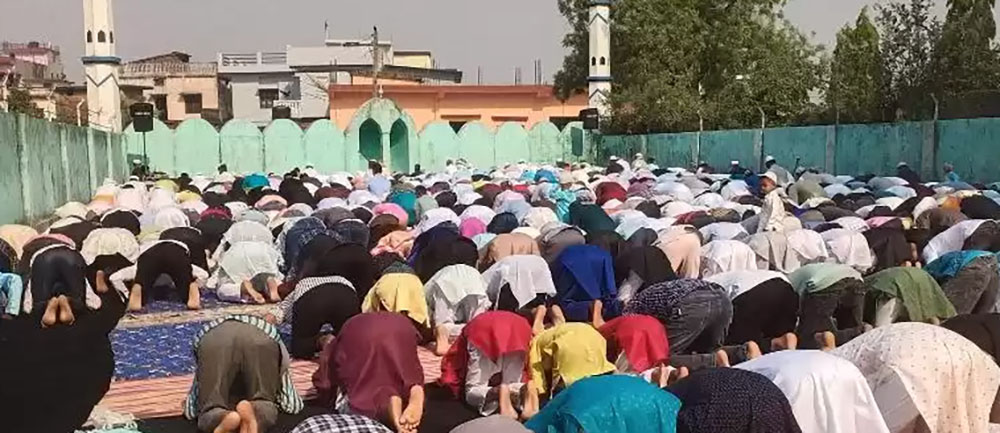 आज देशभर बकर ईद मनाइँदै, मस्जिद र इदगाहमा मुस्लिम समुदायको उल्लासपूर्ण सहभागिता