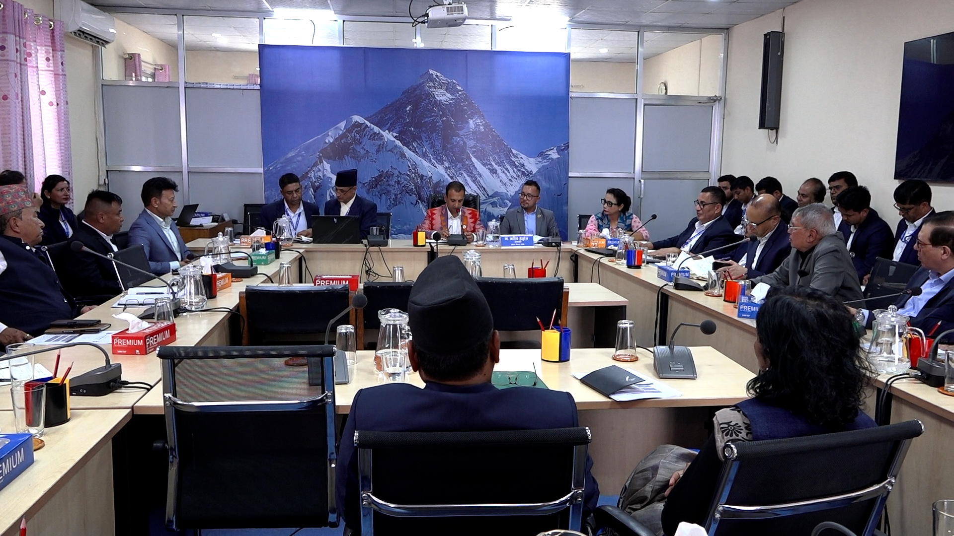 पूर्वाधारमा निजी लगानी बढाउन कानुनी, नीतिगत र वित्तीय सुधार आवश्यक : समिति