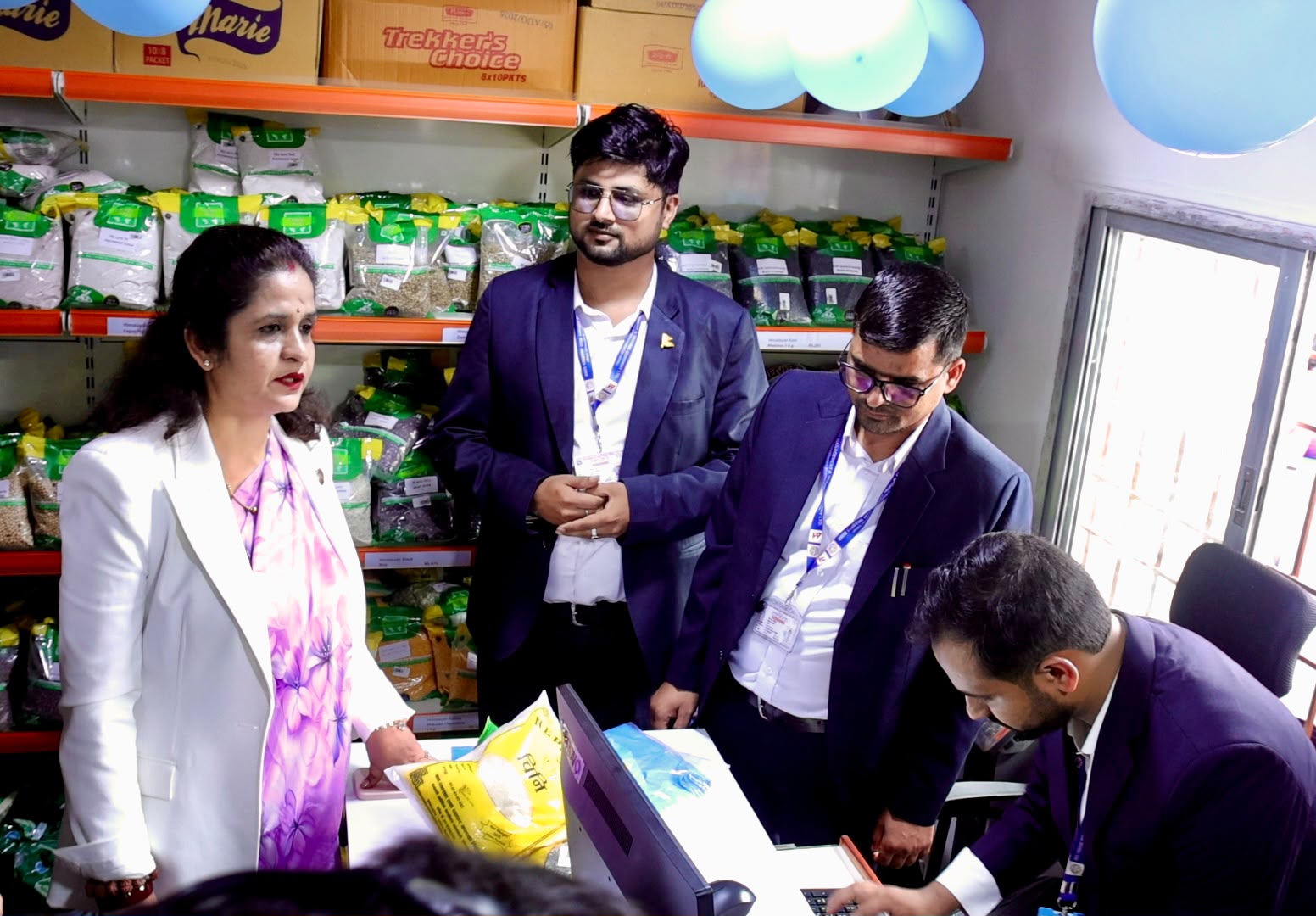 सिंहदरबारमा सुलभ मूल्यको खाद्य बिक्री कक्ष सञ्चालन