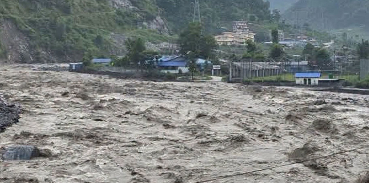 रसुवा बाढी प्रभावित १५ स्थानीय तहका परिवारलाई मासिक १५ हजारसम्म राहत